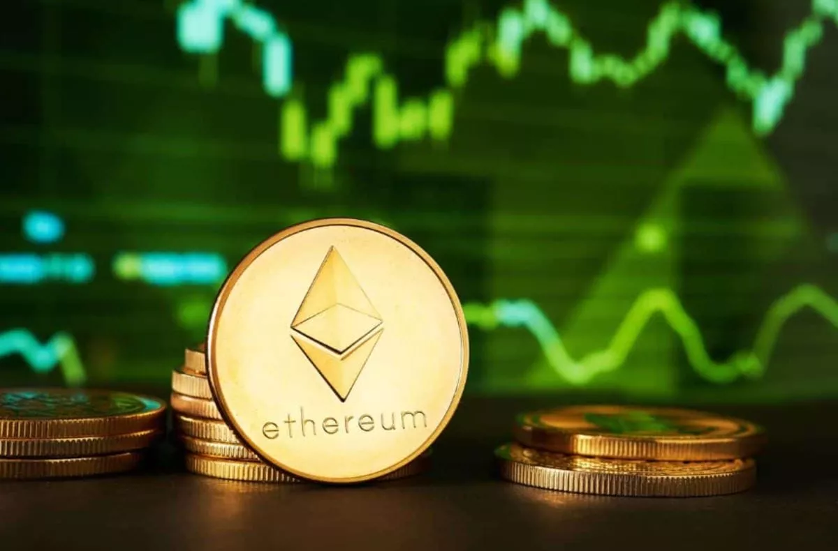 Ethereum's $7.3B Fee Windfall Signals Utility-Led Revival Ahead of Q3