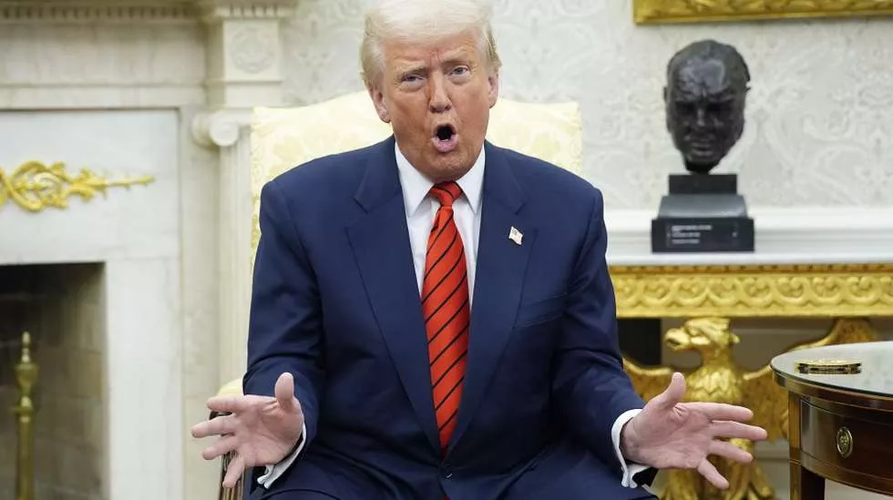 Bitcoin Retreats Below $120K as Trump Issues Trade Ultimatum to Russia