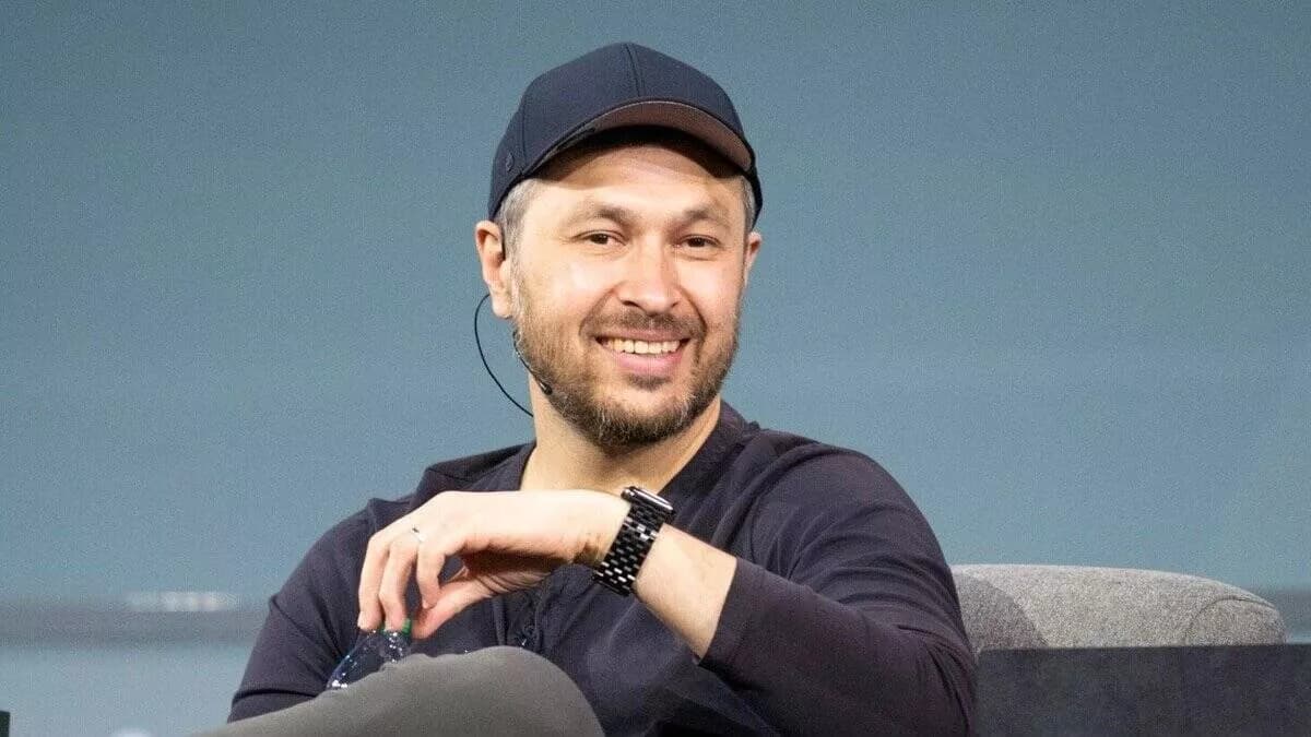 Solana Co-Founder Provokes Backlash After Labeling NFTs and Memecoins as "Digital Slop"