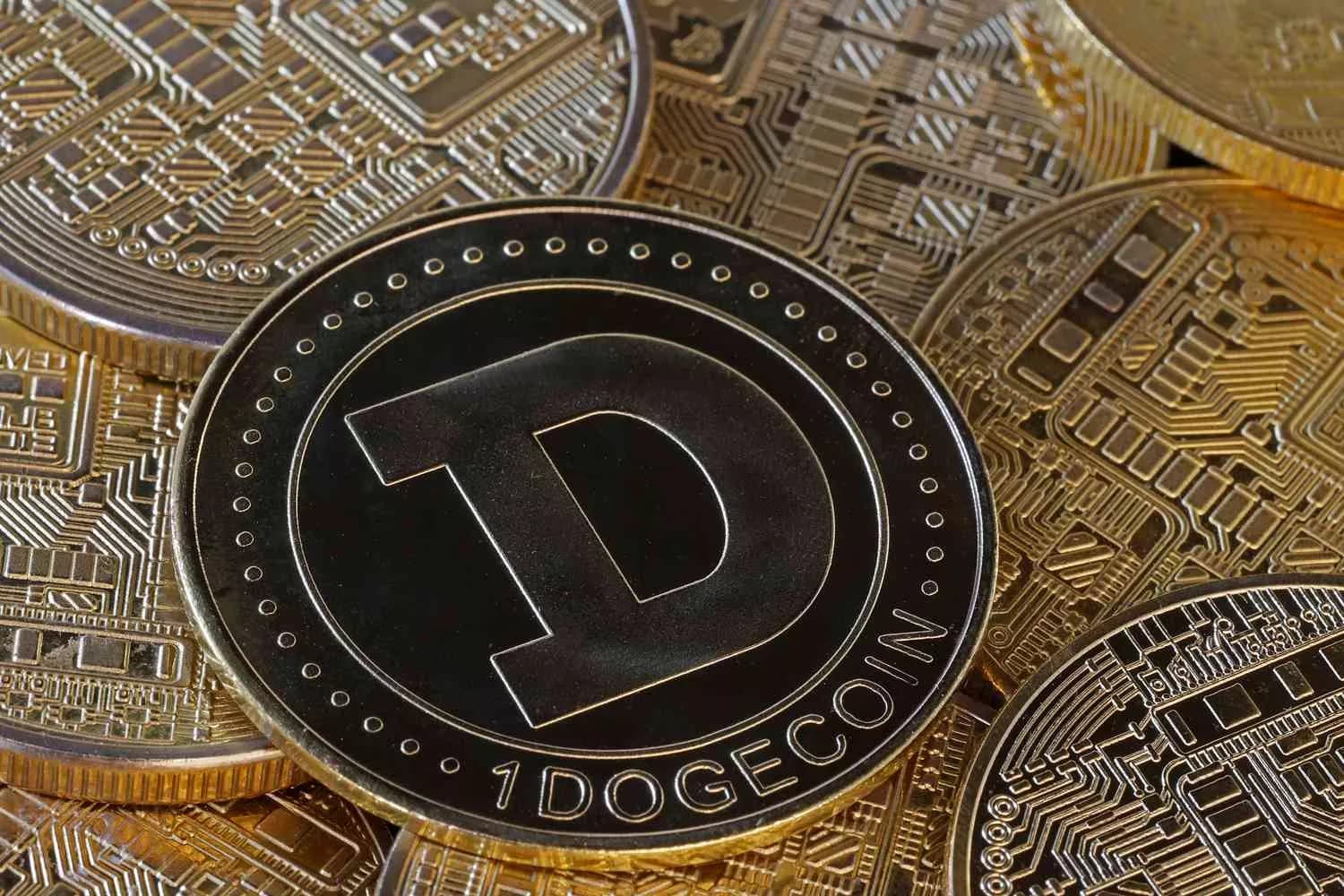 Grayscale Pushes for Dogecoin ETF Amid Expanding U.S. Crypto Market