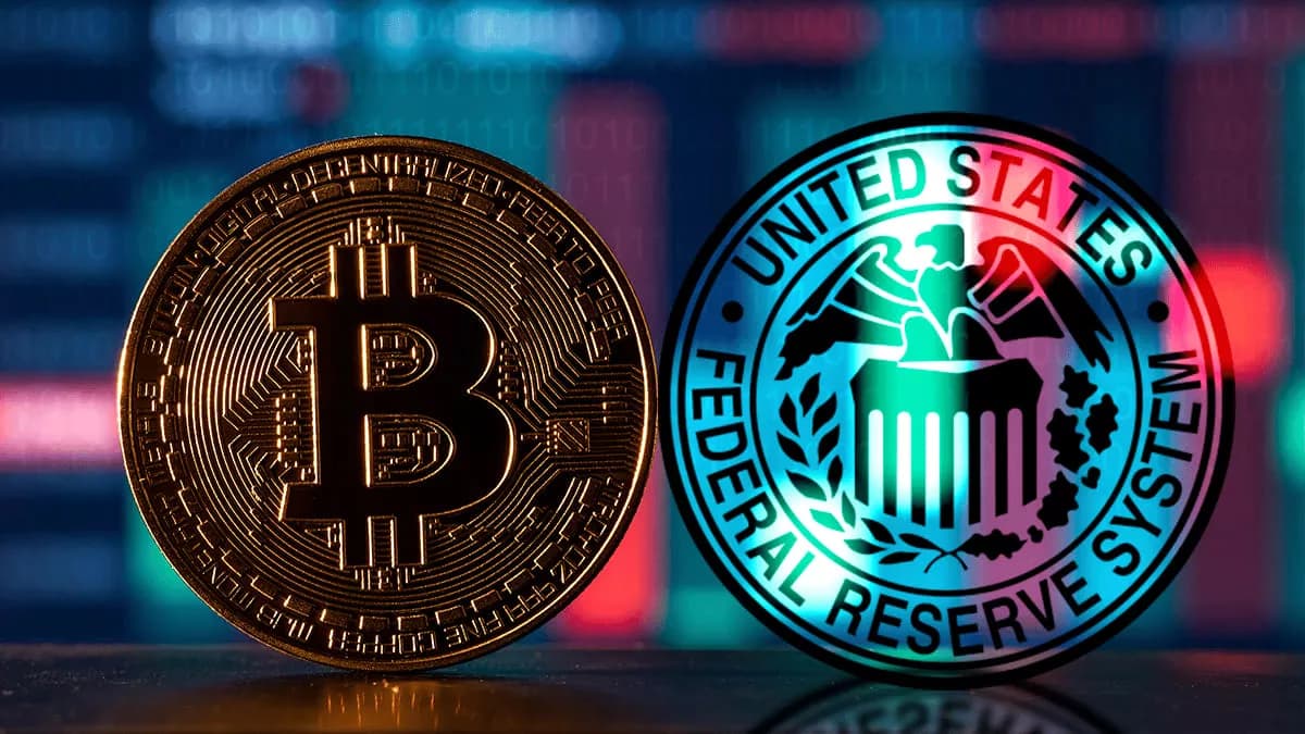 Bitcoin Falls Below $115K Despite Fed’s Quarter-Point Rate Cut