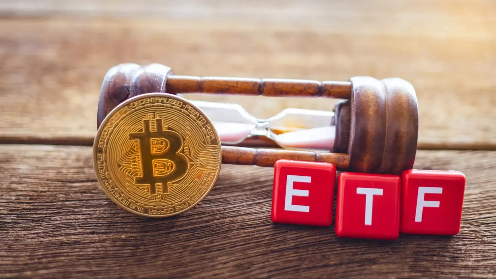 Bitcoin ETFs See $536 Million in Outflows, Largest One-Day Exit Since August