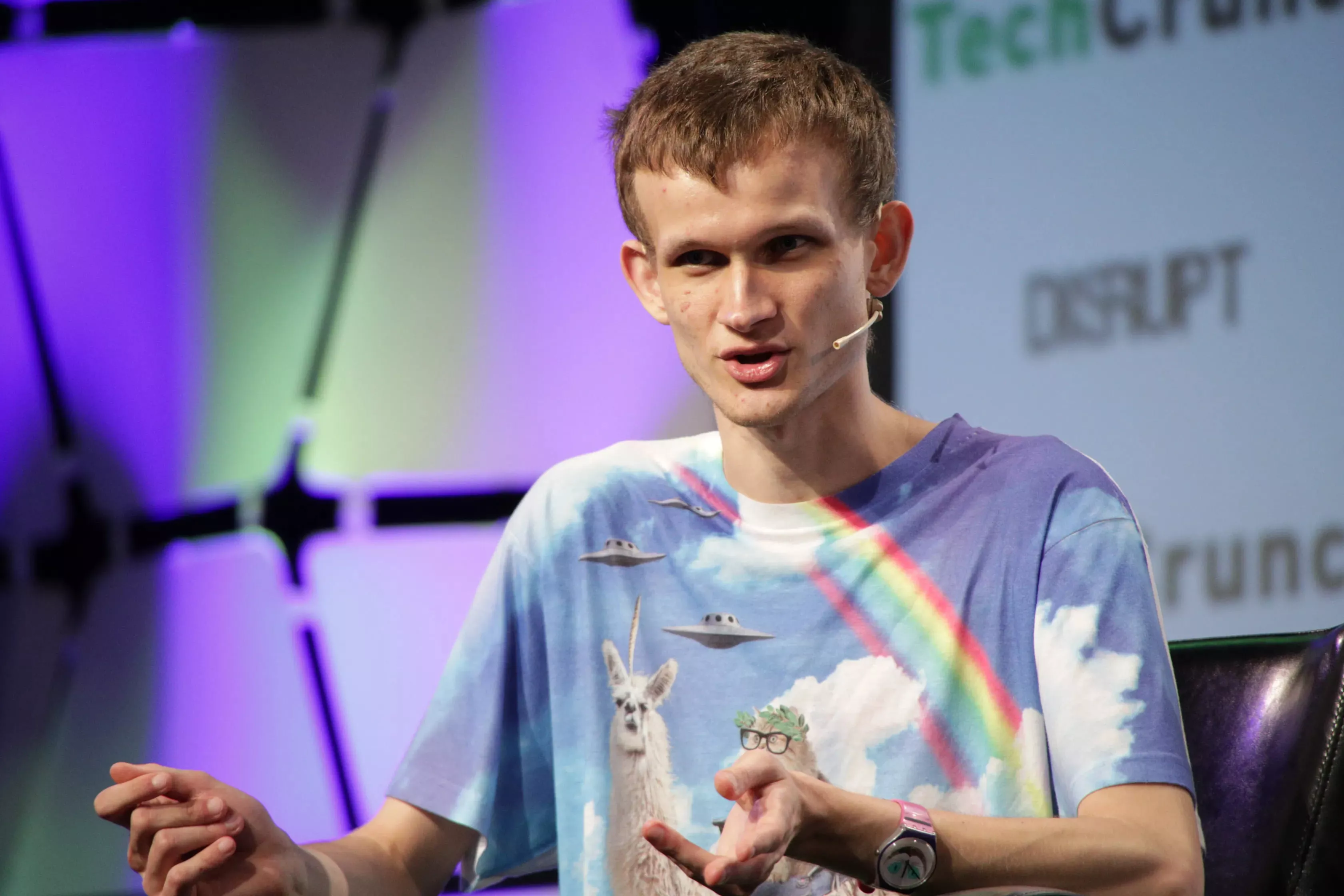 Vitalik Buterin’s Latest Donation Signals a New Front in the Fight for Metadata-Free Communication