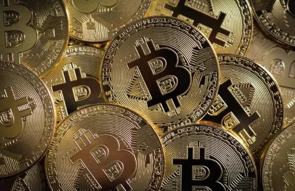When Political Pressure Meets Monetary Power, Bitcoin Finds Its Moment